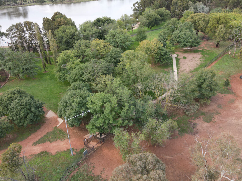 Lake Ginninderra Dog Park