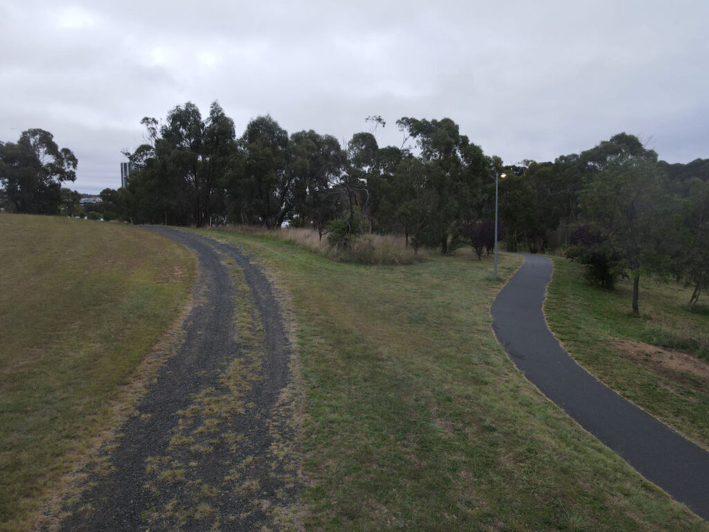 Lake Ginninderra Parkland
